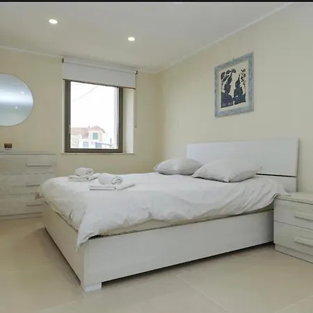 Boutique Seaside Duplex Apartament *