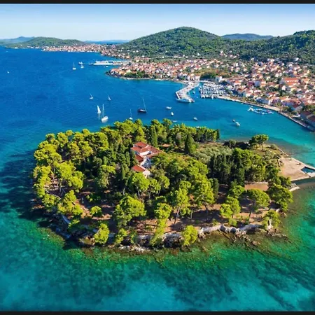 Boutique Seaside Duplex Apartament Preko