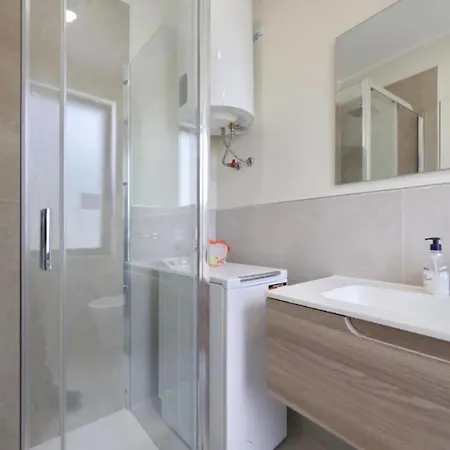 Boutique Seaside Duplex Apartament *